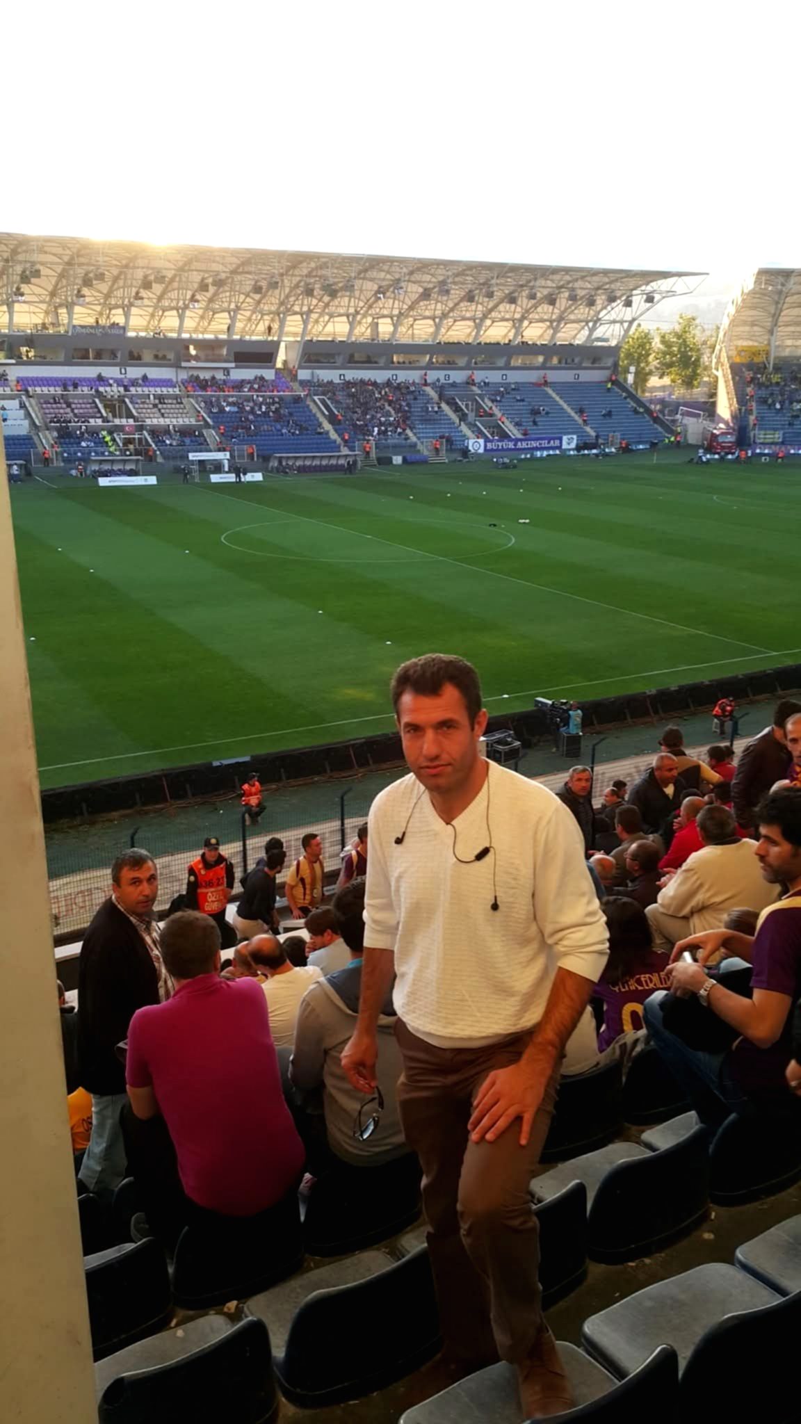 Drame sanglant à Ankara : un homme abat son épouse avant de se suicider en pleine rue